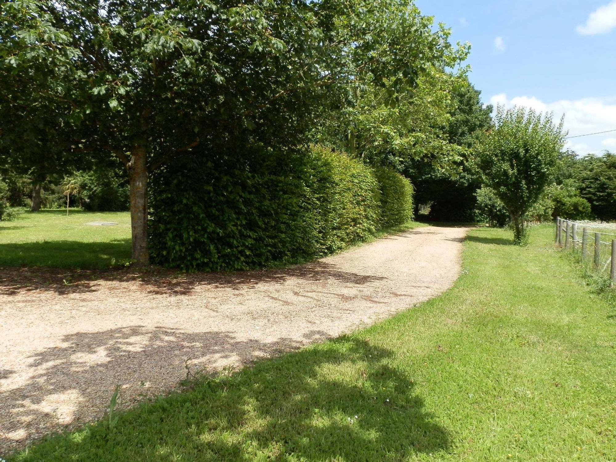 La Roulotte Du Domaine De Meigne ภายนอก รูปภาพ